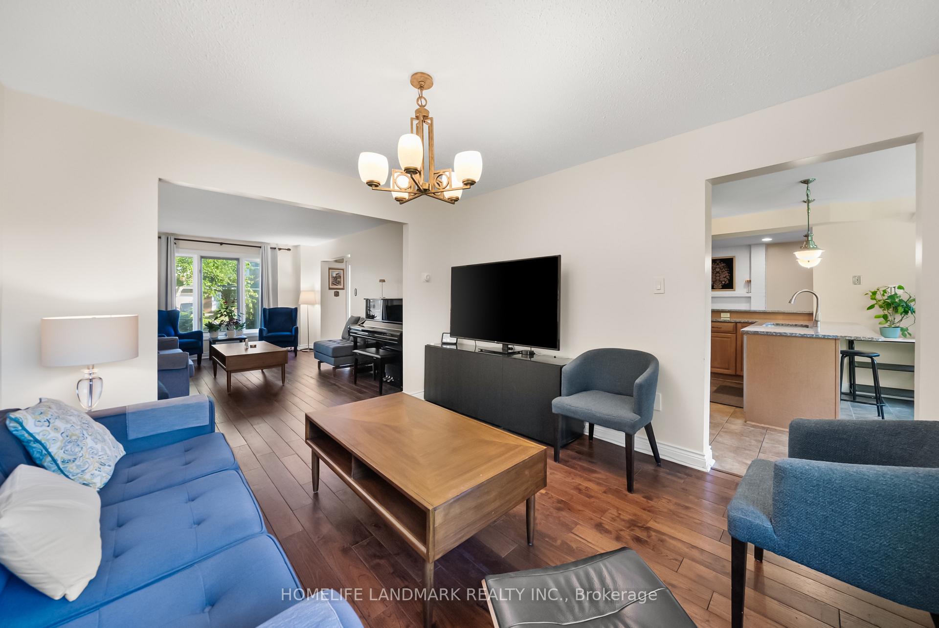 Photo 12 of 148 Burton Grove, King, King City — HOMEH