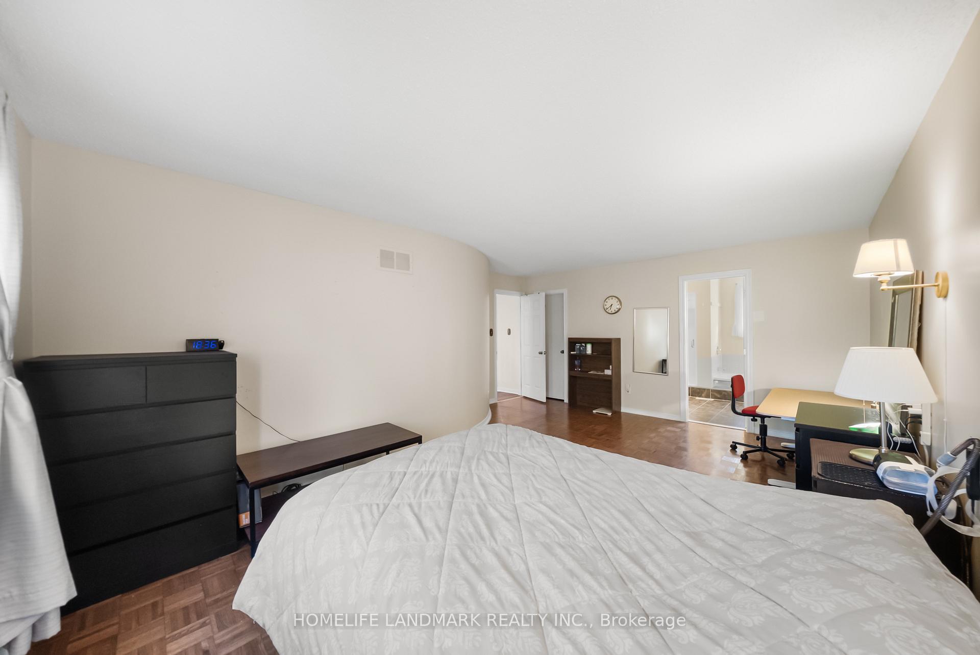 Photo 32 of 148 Burton Grove, King, King City — HOMEH