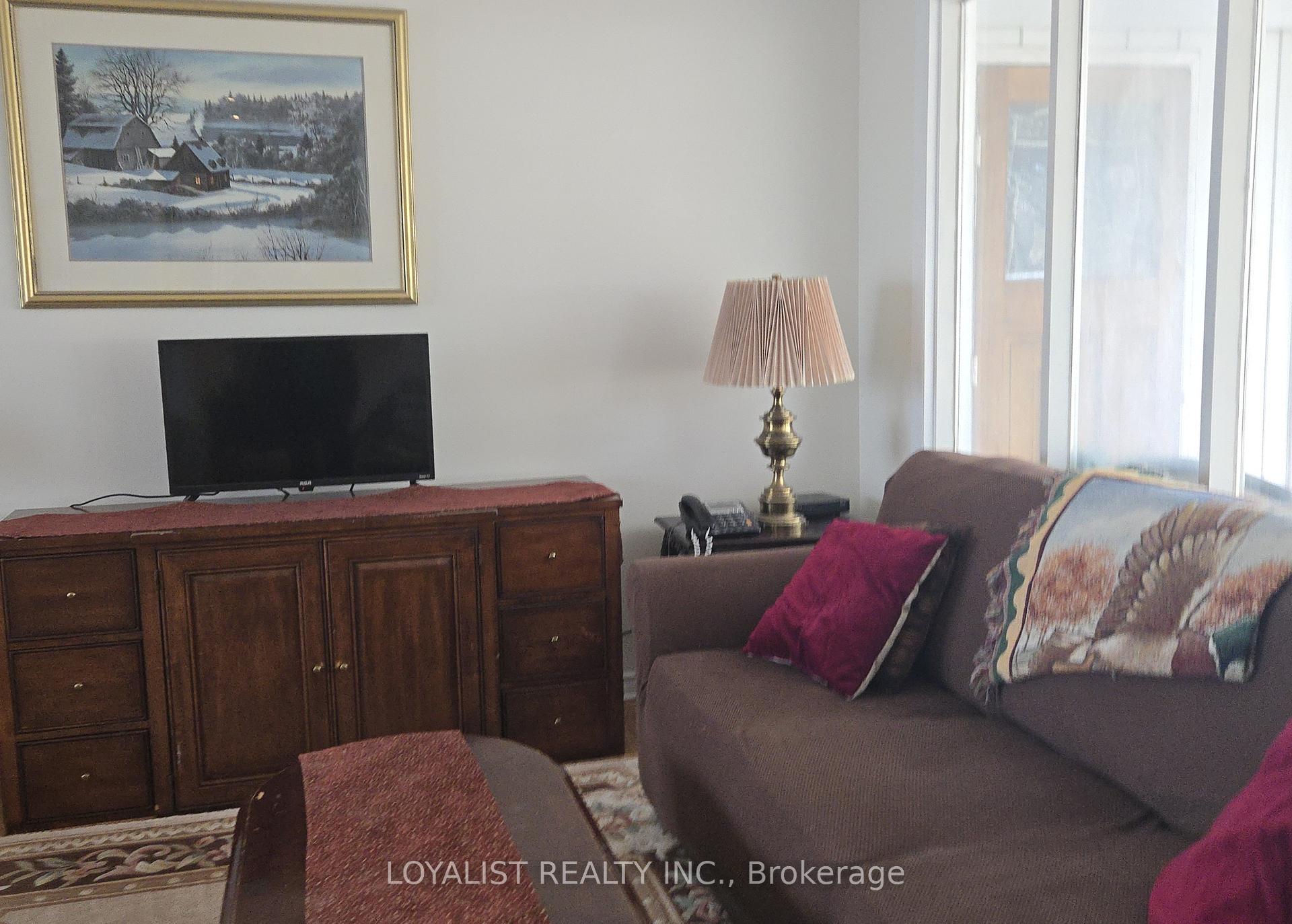 Photo 6 of 25 Redner Lane, Prince Edward County, Ameliasburg Ward — HOMEH