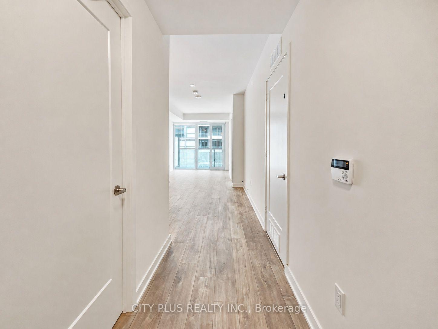 Photo of Unit 2621, 135 Lower Sherbourne Street
