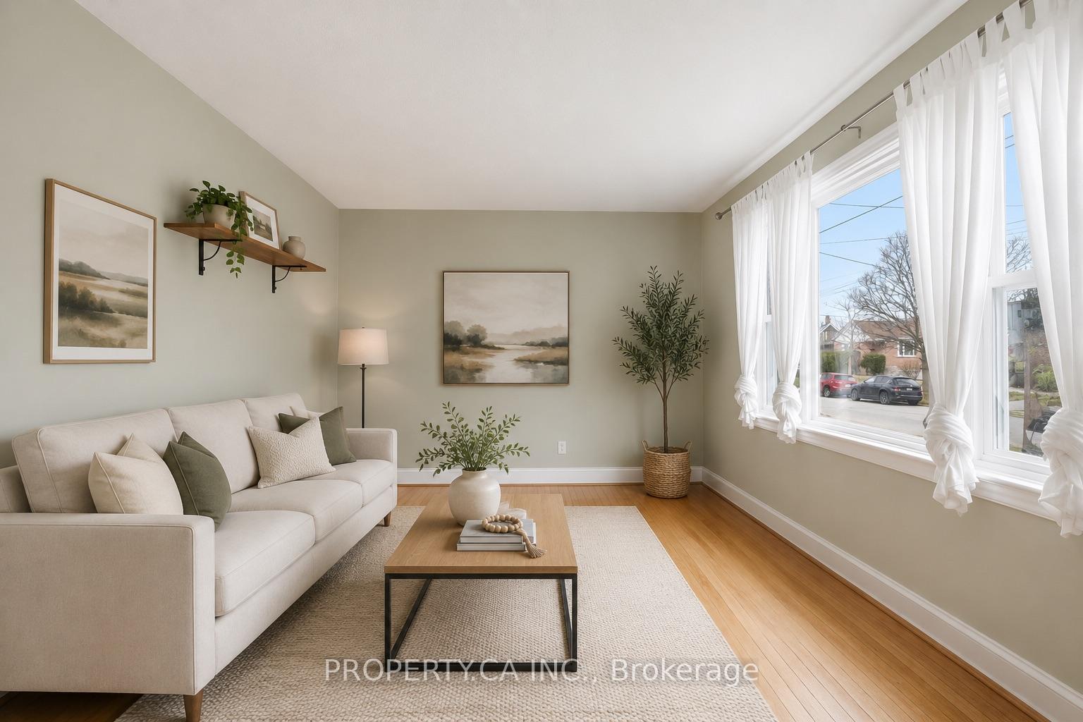 Photo 3 of 109 Pleasant Avenue, North York, Newtonbrook West — HOMEH