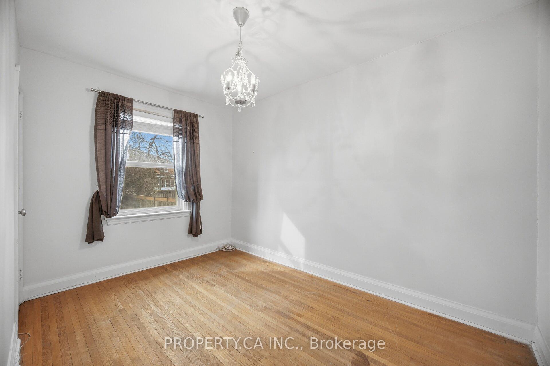 Photo 14 of 109 Pleasant Avenue, North York, Newtonbrook West — HOMEH