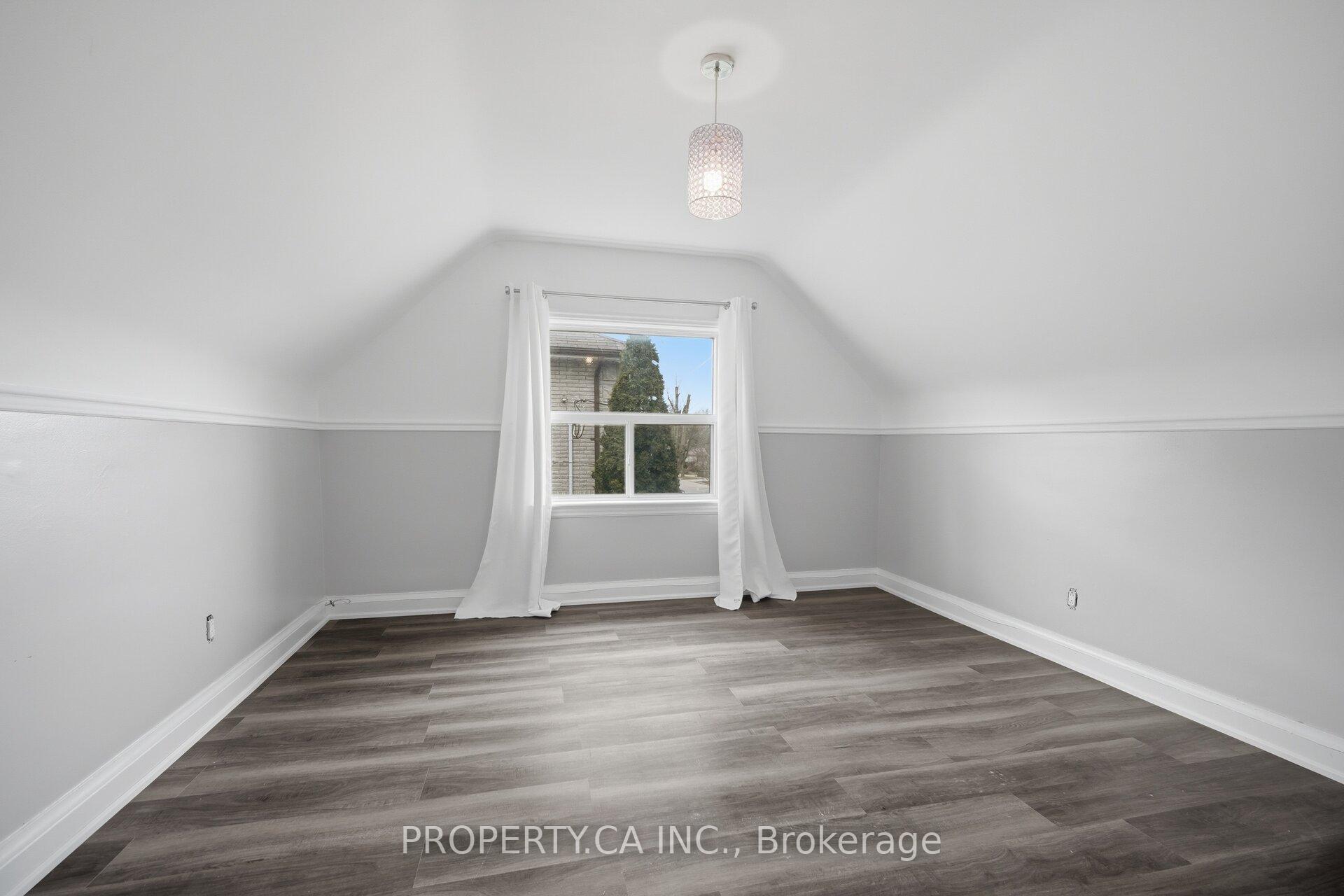 Photo 22 of 109 Pleasant Avenue, North York, Newtonbrook West — HOMEH