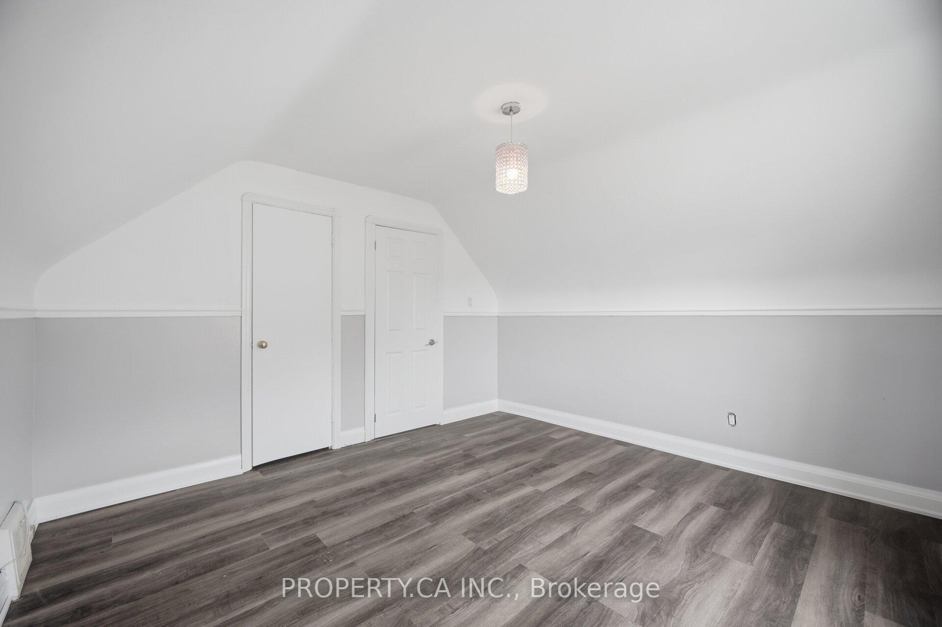 Photo 23 of 109 Pleasant Avenue, North York, Newtonbrook West — HOMEH
