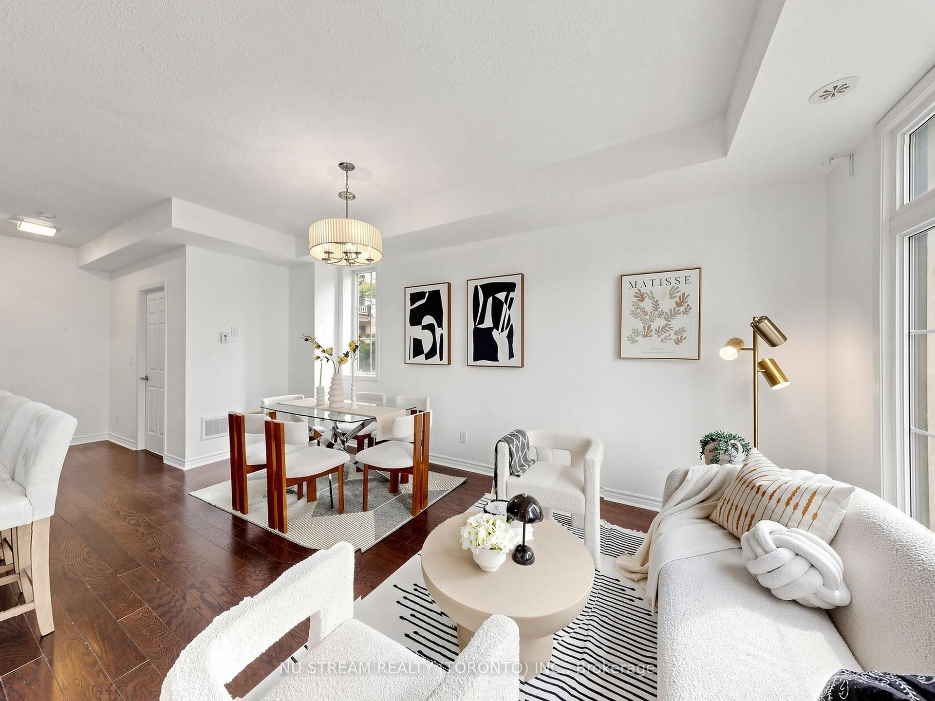Photo 7 of Unit 5, 7 Brighton Place, Vaughan, Crestwood-Springfarm-Yorkhill — HOMEH