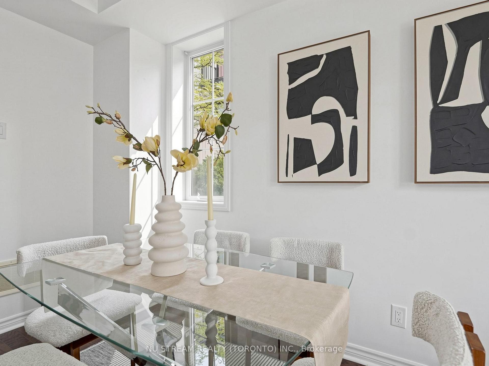 Photo 12 of Unit 5, 7 Brighton Place, Vaughan, Crestwood-Springfarm-Yorkhill — HOMEH