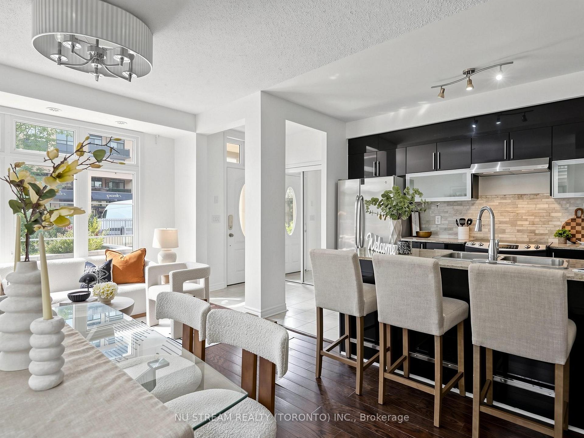 Photo 23 of Unit 5, 7 Brighton Place, Vaughan, Crestwood-Springfarm-Yorkhill — HOMEH