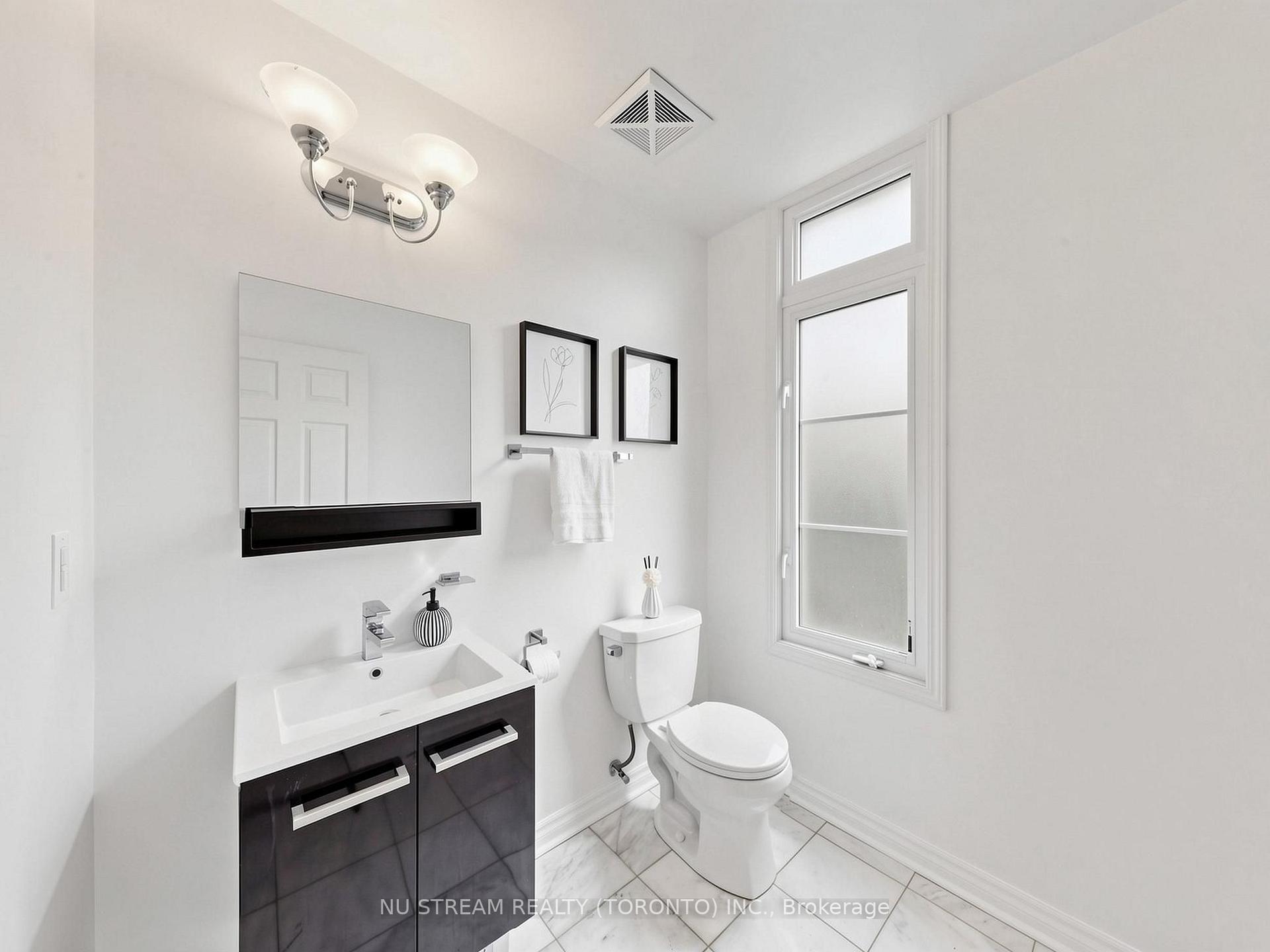Photo 24 of Unit 5, 7 Brighton Place, Vaughan, Crestwood-Springfarm-Yorkhill — HOMEH