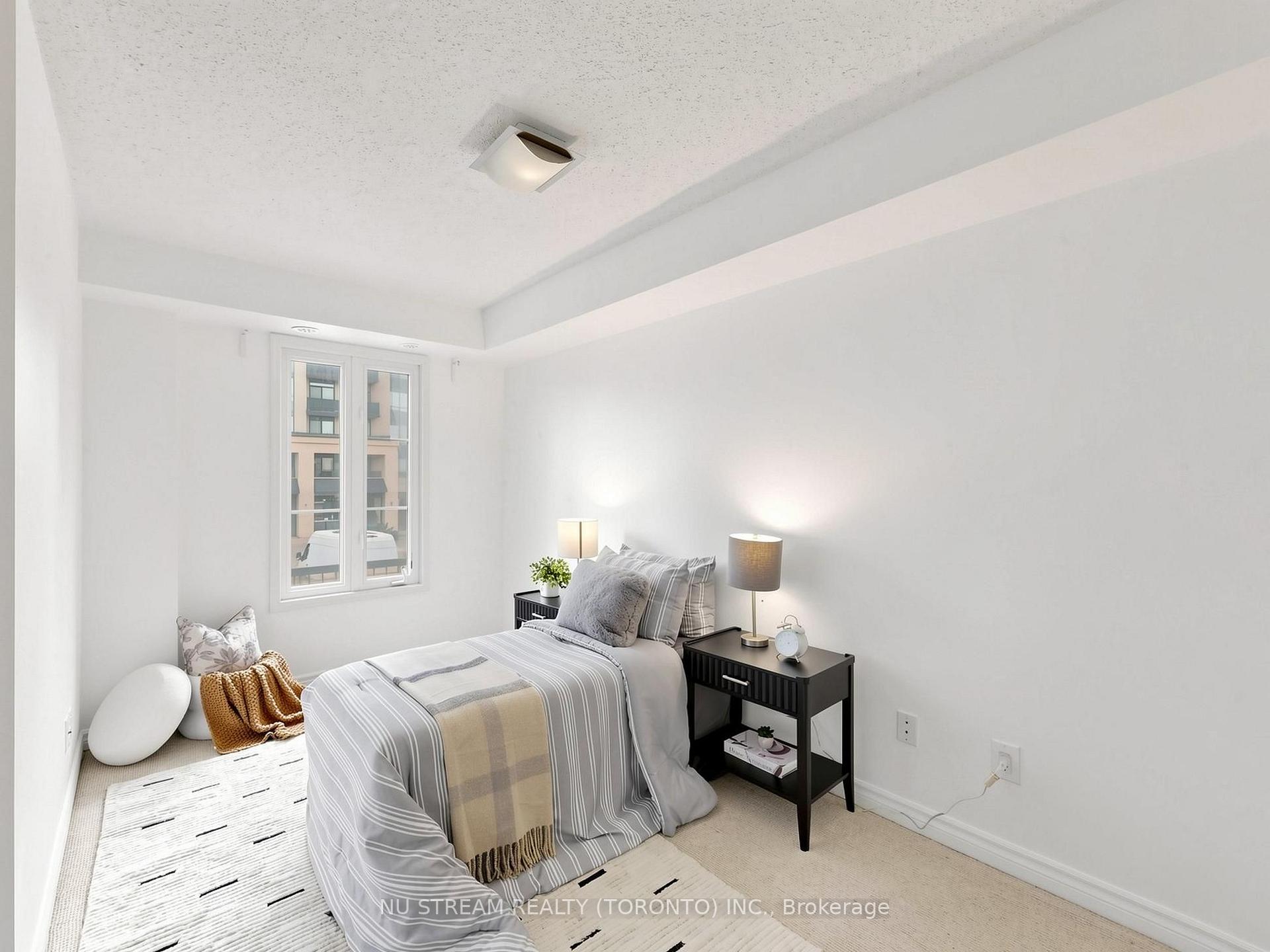 Photo 30 of Unit 5, 7 Brighton Place, Vaughan, Crestwood-Springfarm-Yorkhill — HOMEH