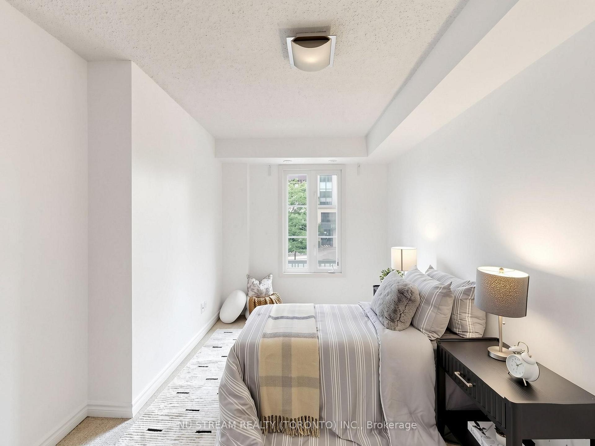 Photo 31 of Unit 5, 7 Brighton Place, Vaughan, Crestwood-Springfarm-Yorkhill — HOMEH