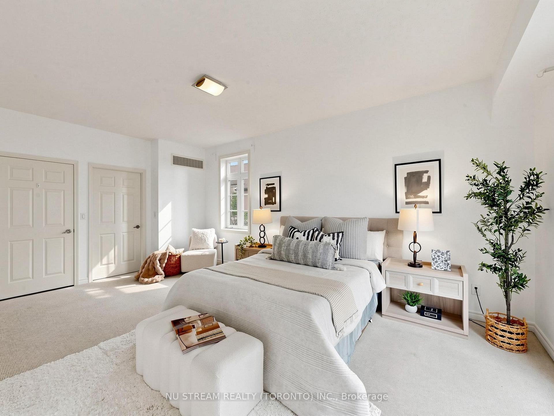 Photo 38 of Unit 5, 7 Brighton Place, Vaughan, Crestwood-Springfarm-Yorkhill — HOMEH