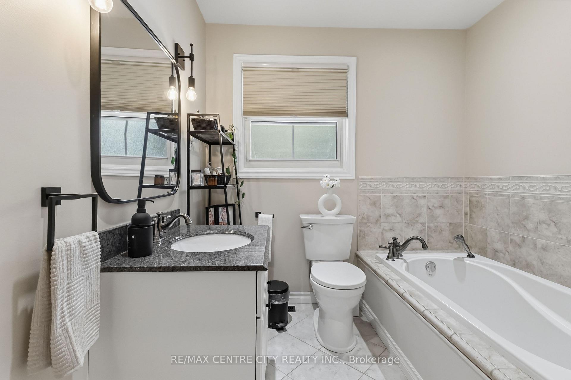 Photo 24 of 1082 Chippewa Drive, London, East D — HOMEH