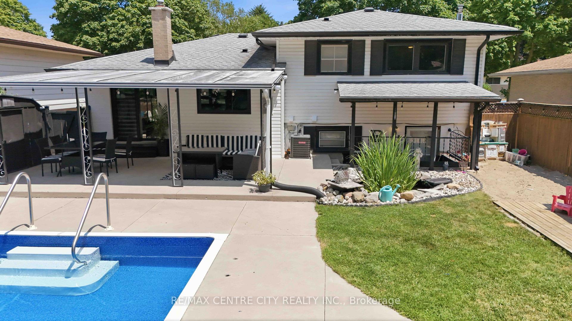 Photo 44 of 1082 Chippewa Drive, London, East D — HOMEH