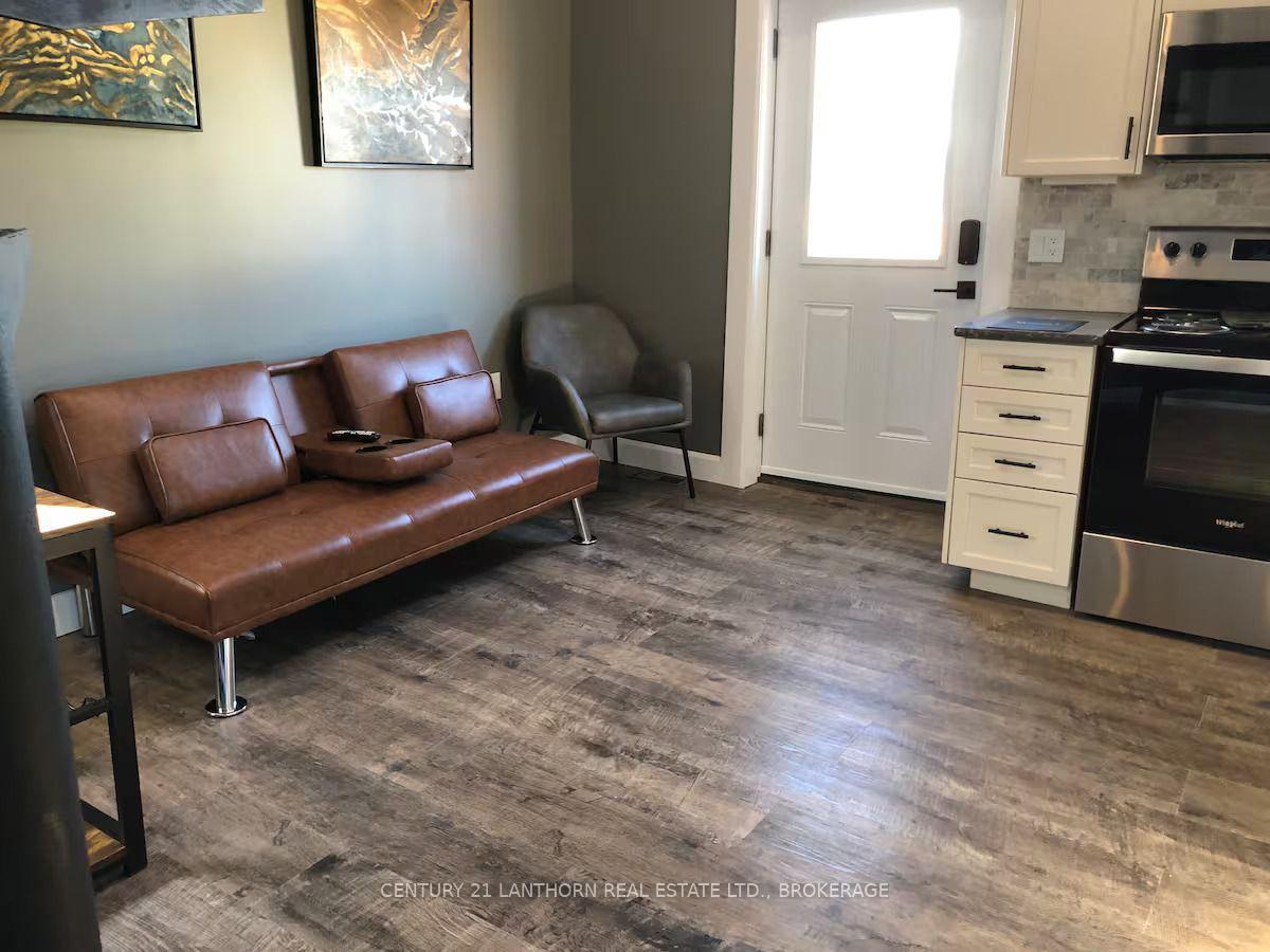 Photo 4 of Unit 1, 45 Chestnut Street, Kingston, East of Sir John A. Blvd — HOMEH