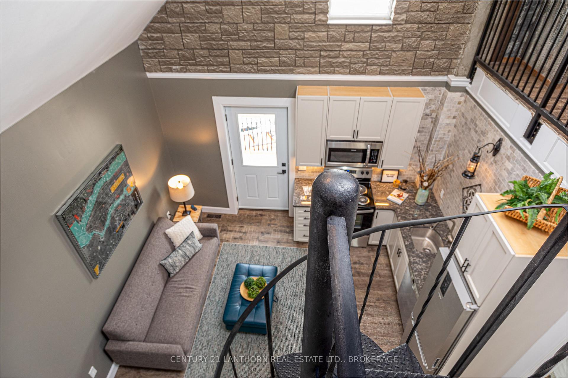 Photo 16 of Unit 1, 45 Chestnut Street, Kingston, East of Sir John A. Blvd — HOMEH