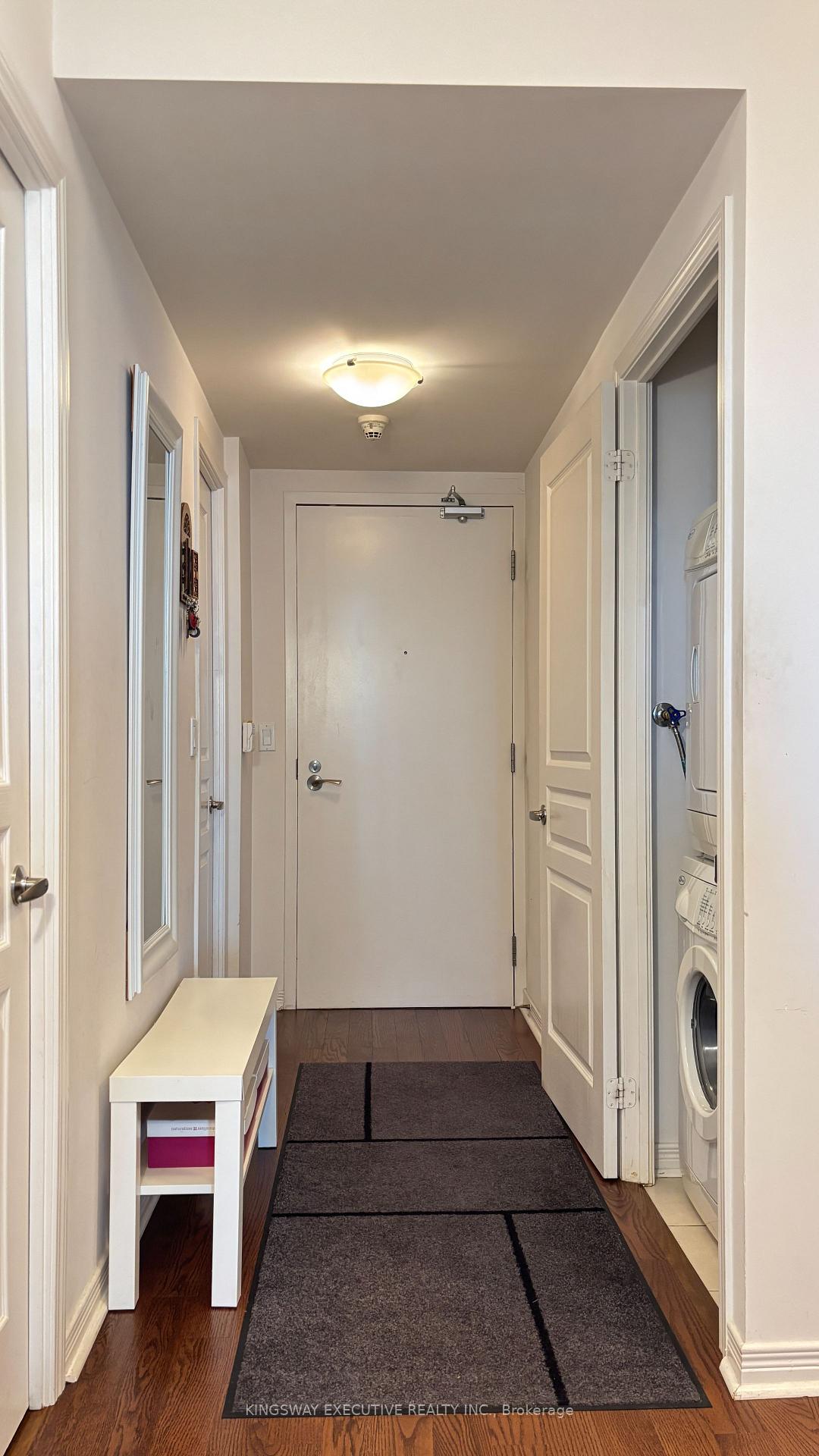 Photo 4 of Unit 1006, 15 Legion Road, Etobicoke, Mimico — HOMEH