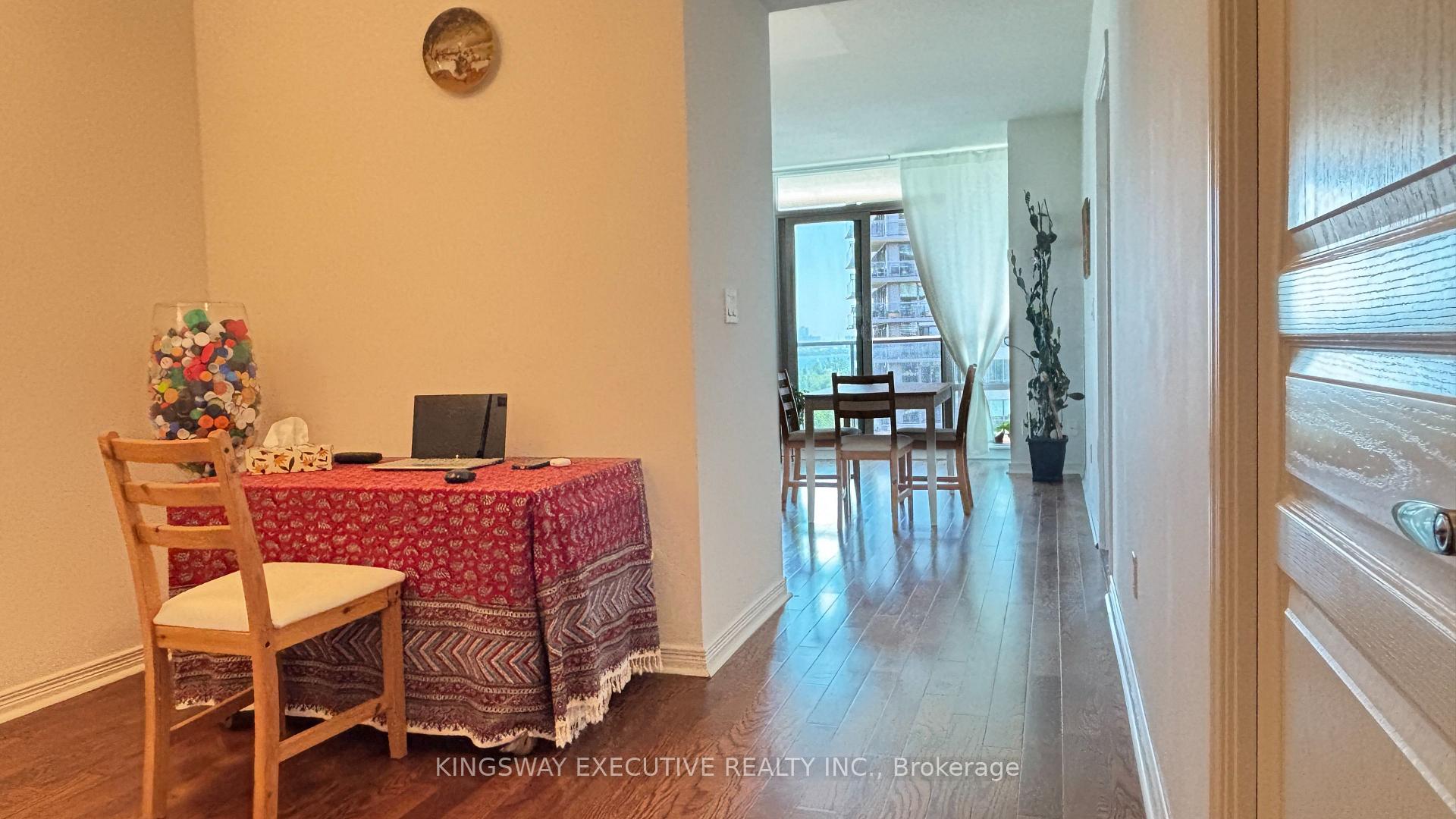 Photo 6 of Unit 1006, 15 Legion Road, Etobicoke, Mimico — HOMEH