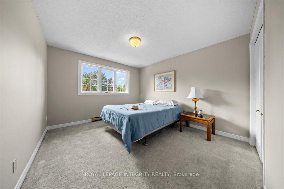 Photo 26 of 1 Strathbury Street, Ottawa, Centrepointe — HOMEH