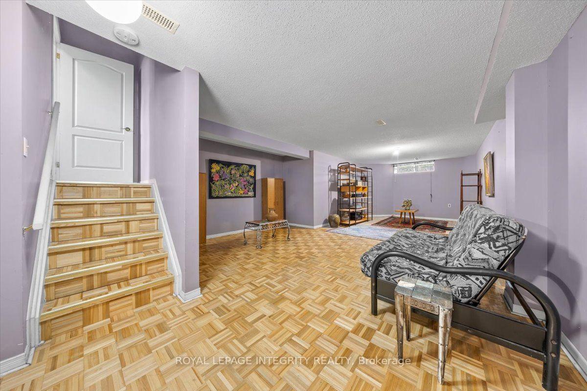 Photo 30 of 1 Strathbury Street, Ottawa, Centrepointe — HOMEH