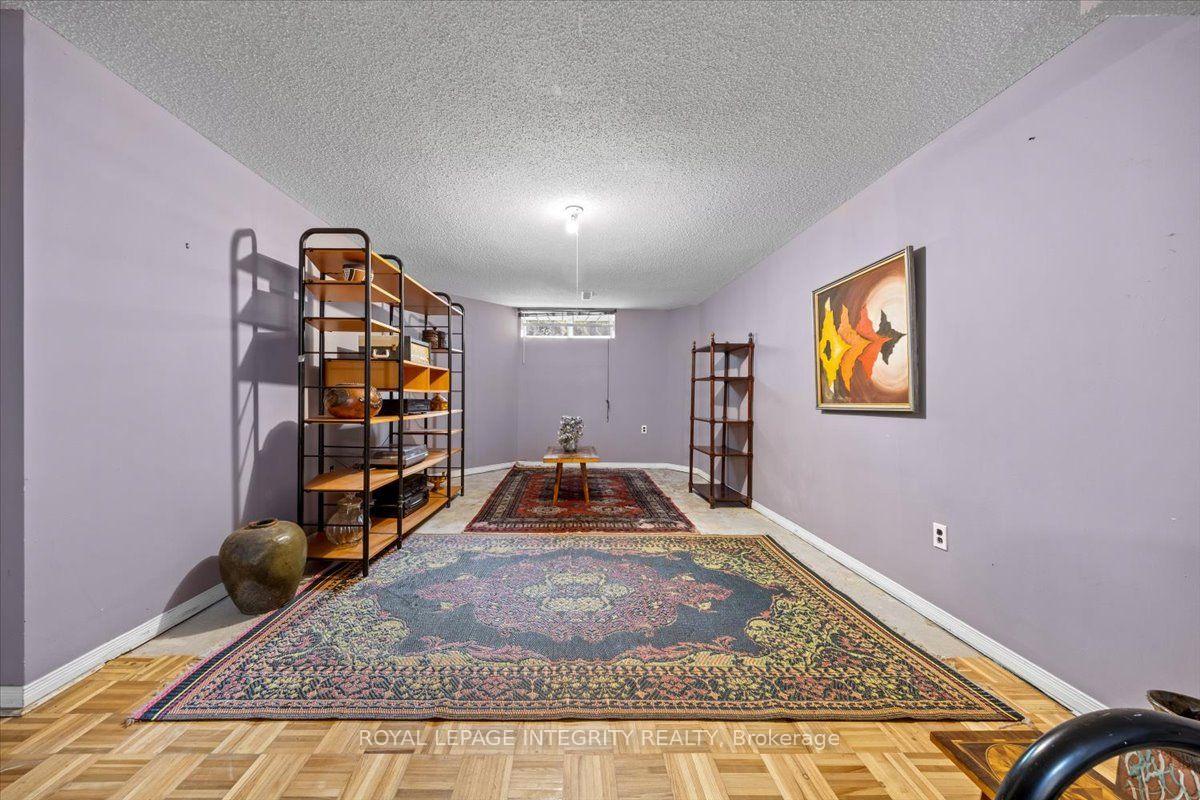 Photo 31 of 1 Strathbury Street, Ottawa, Centrepointe — HOMEH