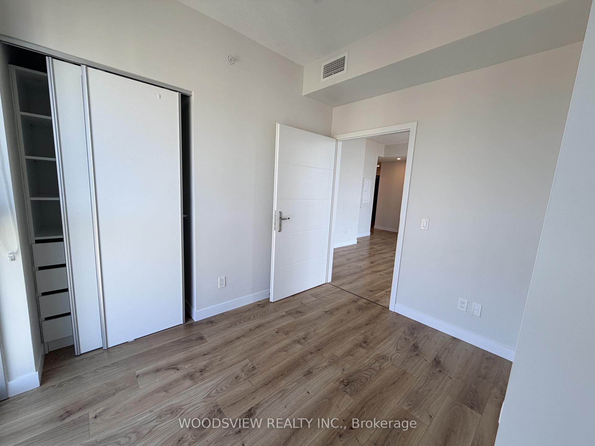 Photo 14 of Unit 1707, 60 Frederick Street, Kitchener, Civic Centre — HOMEH