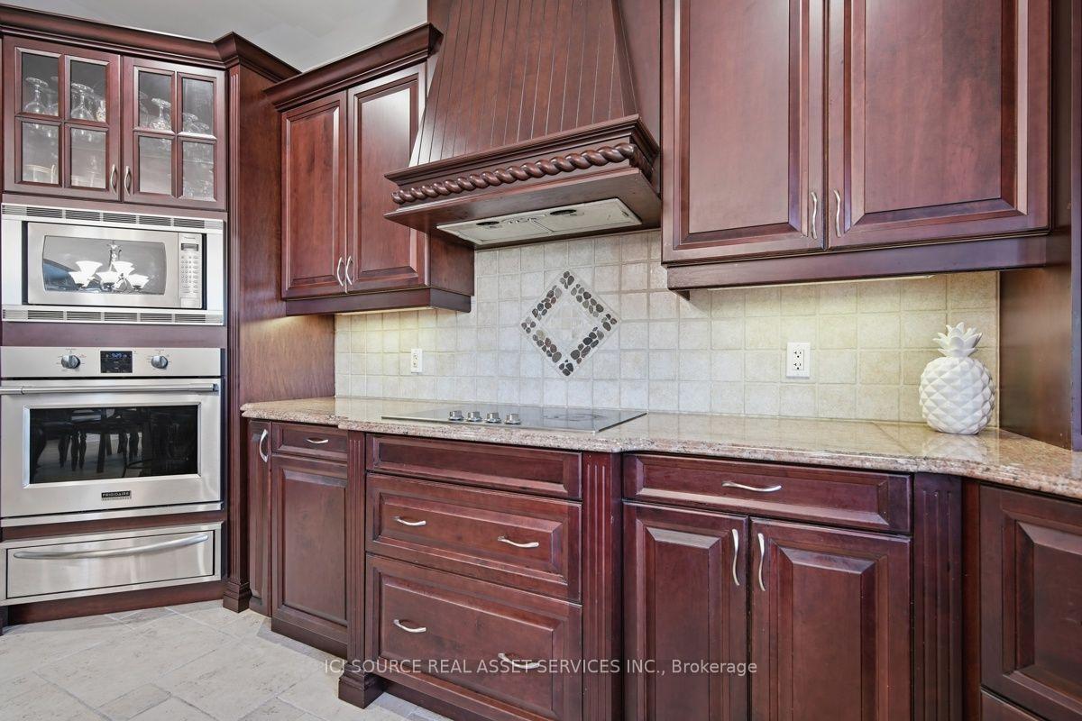 Photo 57 of 1017 Apricot Place, London, South K — HOMEH
