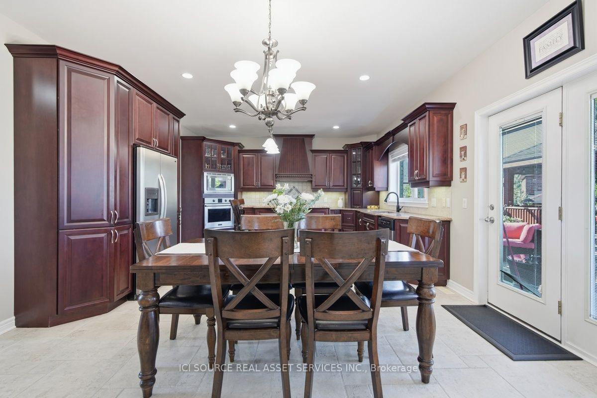 Photo 73 of 1017 Apricot Place, London, South K — HOMEH