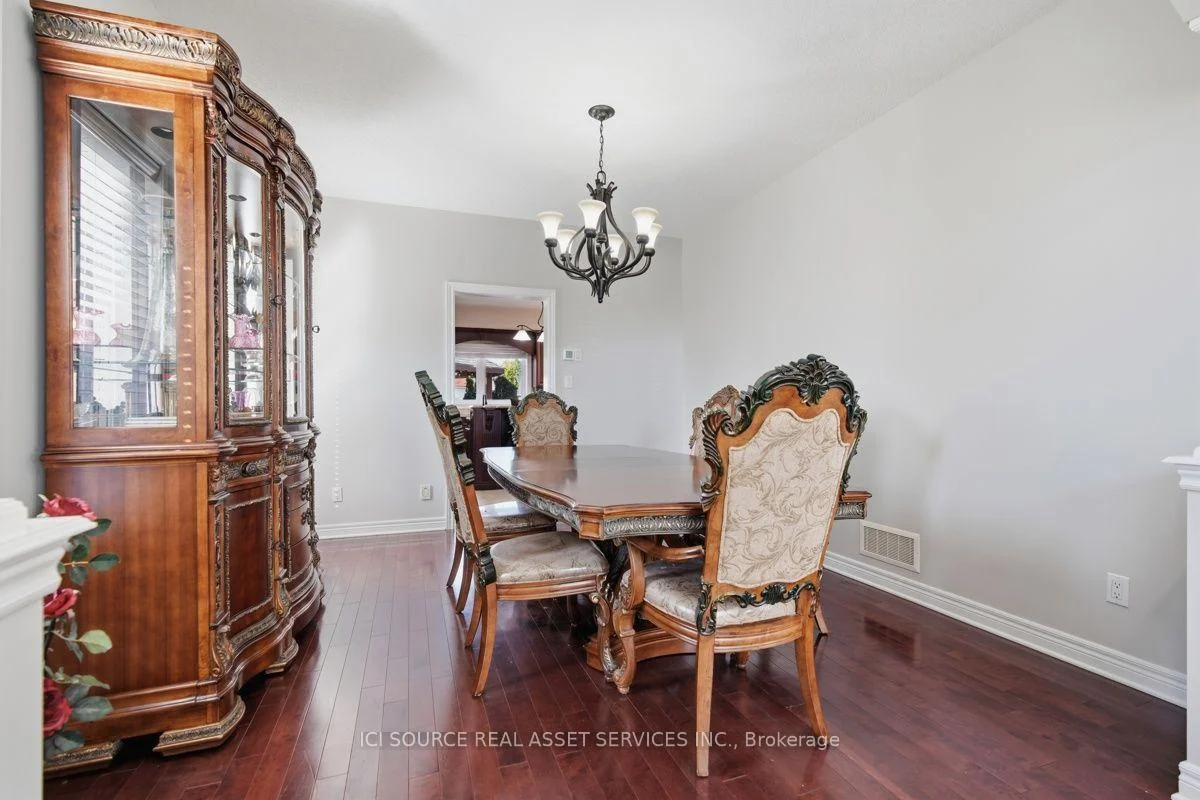 Photo 44 of 1017 Apricot Place, London, South K — HOMEH