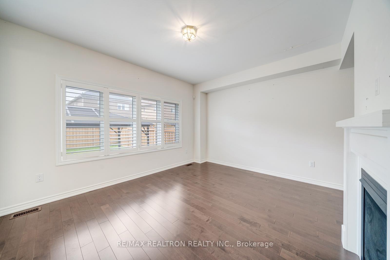 Photo 14 of 295 Northglen Boulevard, Clarington, Bowmanville — HOMEH