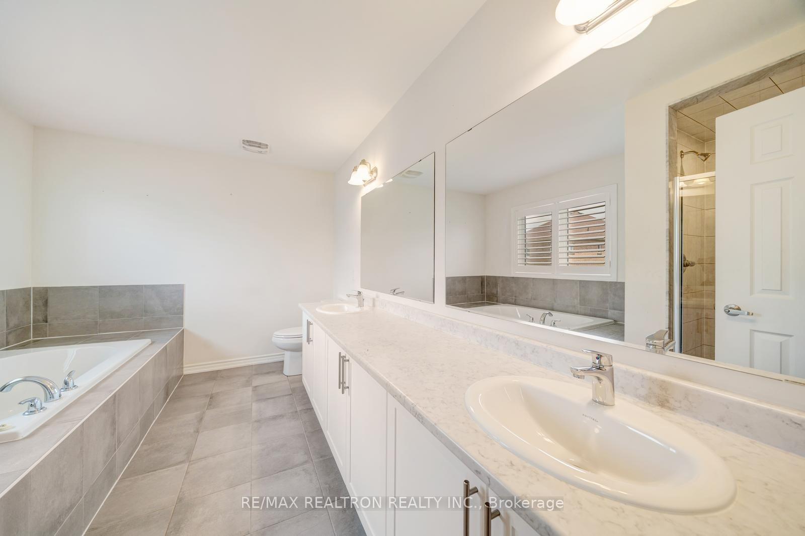Photo 27 of 295 Northglen Boulevard, Clarington, Bowmanville — HOMEH