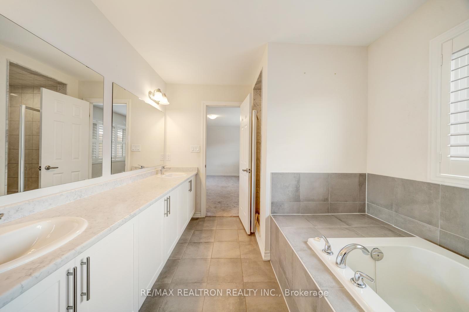 Photo 28 of 295 Northglen Boulevard, Clarington, Bowmanville — HOMEH