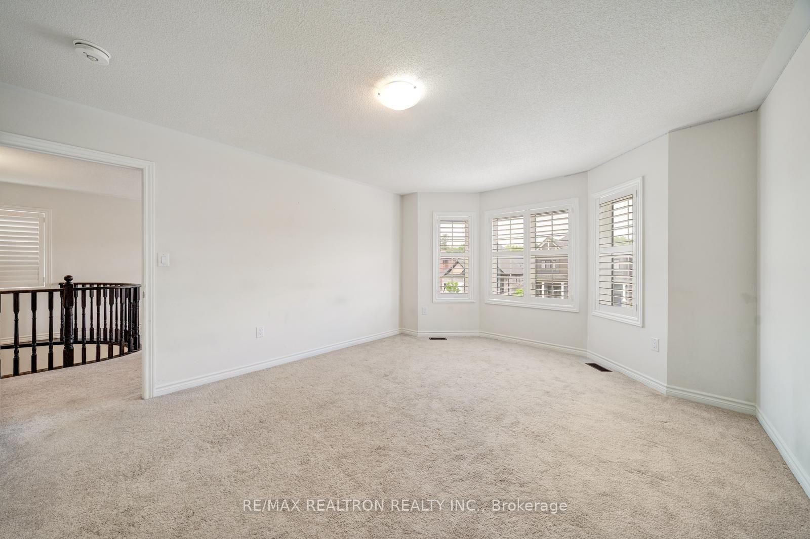 Photo 39 of 295 Northglen Boulevard, Clarington, Bowmanville — HOMEH