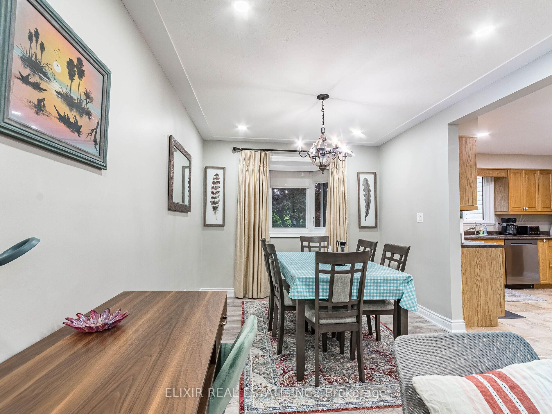 Photo 6 of Unit (Main Level), 686 Cedar Avenue, Burlington, LaSalle — HOMEH