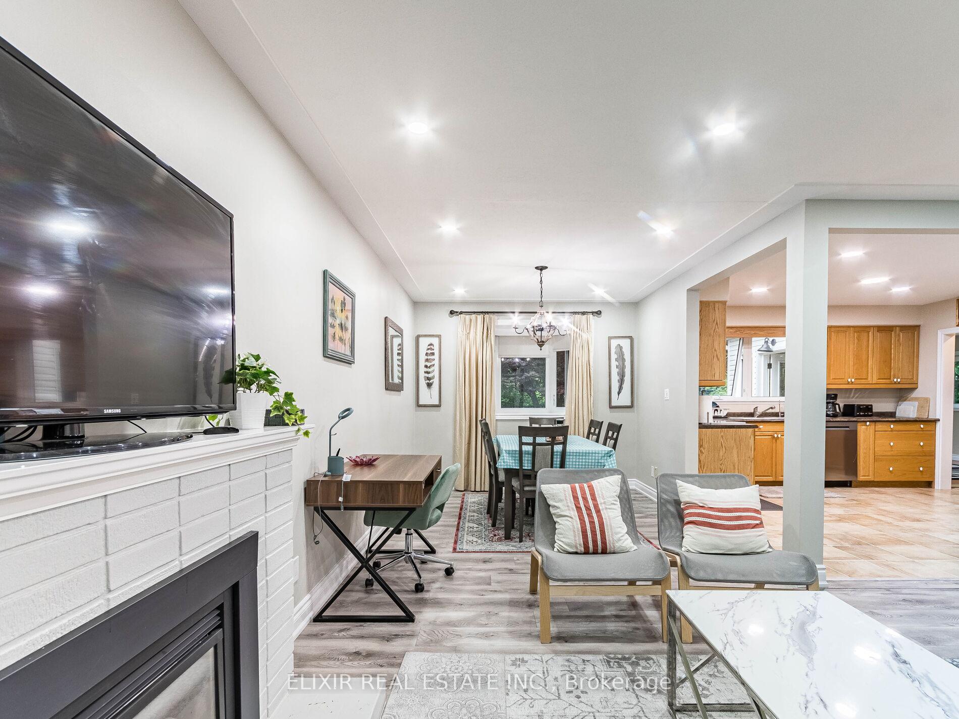 Photo 7 of Unit (Main Level), 686 Cedar Avenue, Burlington, LaSalle — HOMEH