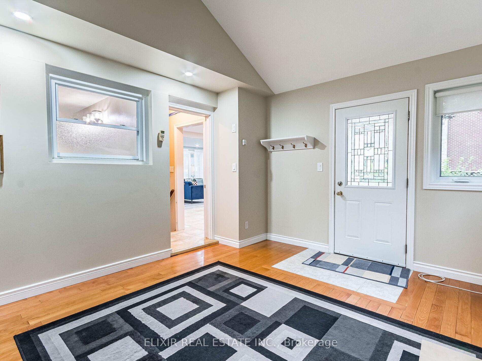 Photo 15 of Unit (Main Level), 686 Cedar Avenue, Burlington, LaSalle — HOMEH