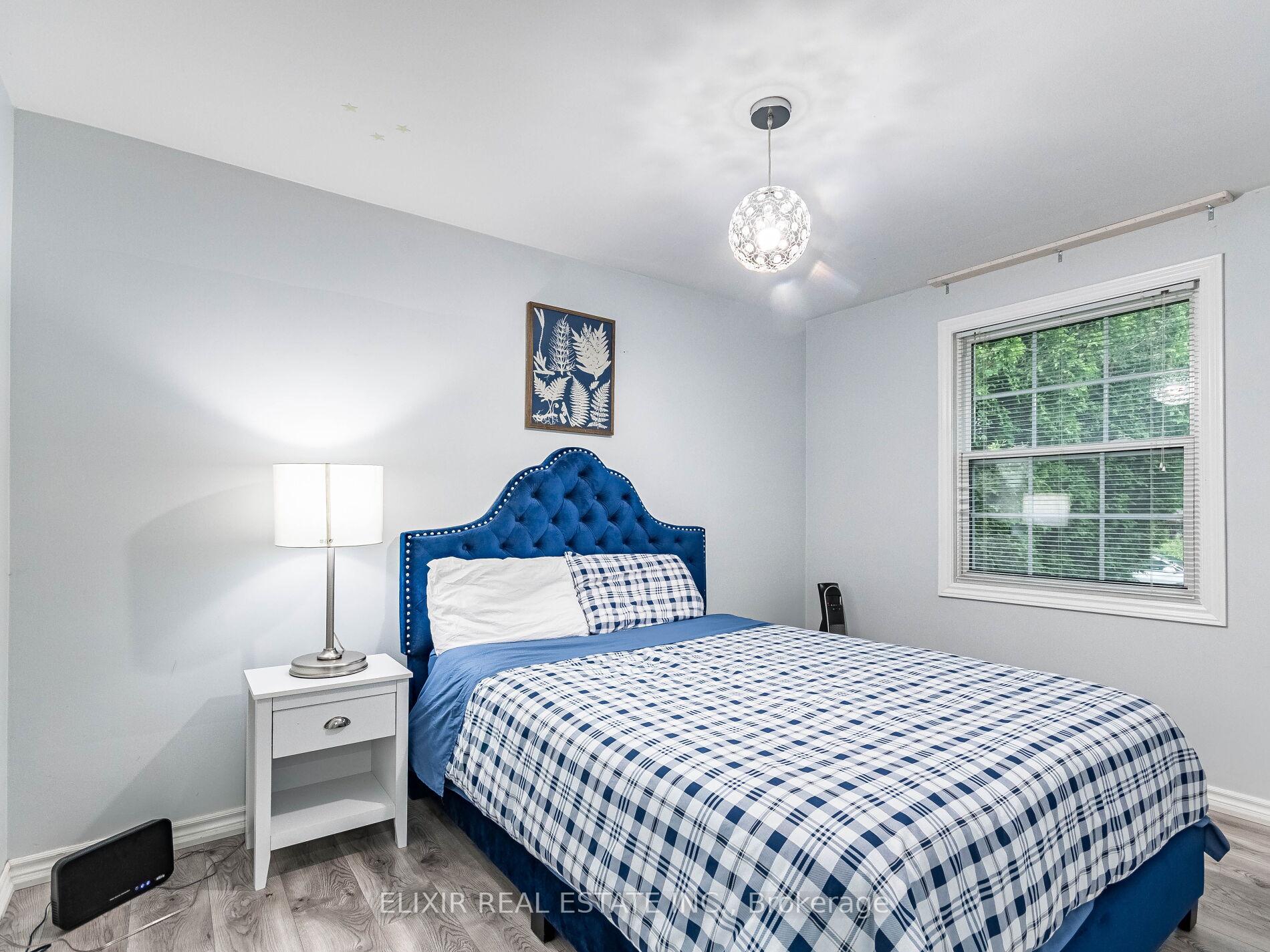Photo 18 of Unit (Main Level), 686 Cedar Avenue, Burlington, LaSalle — HOMEH