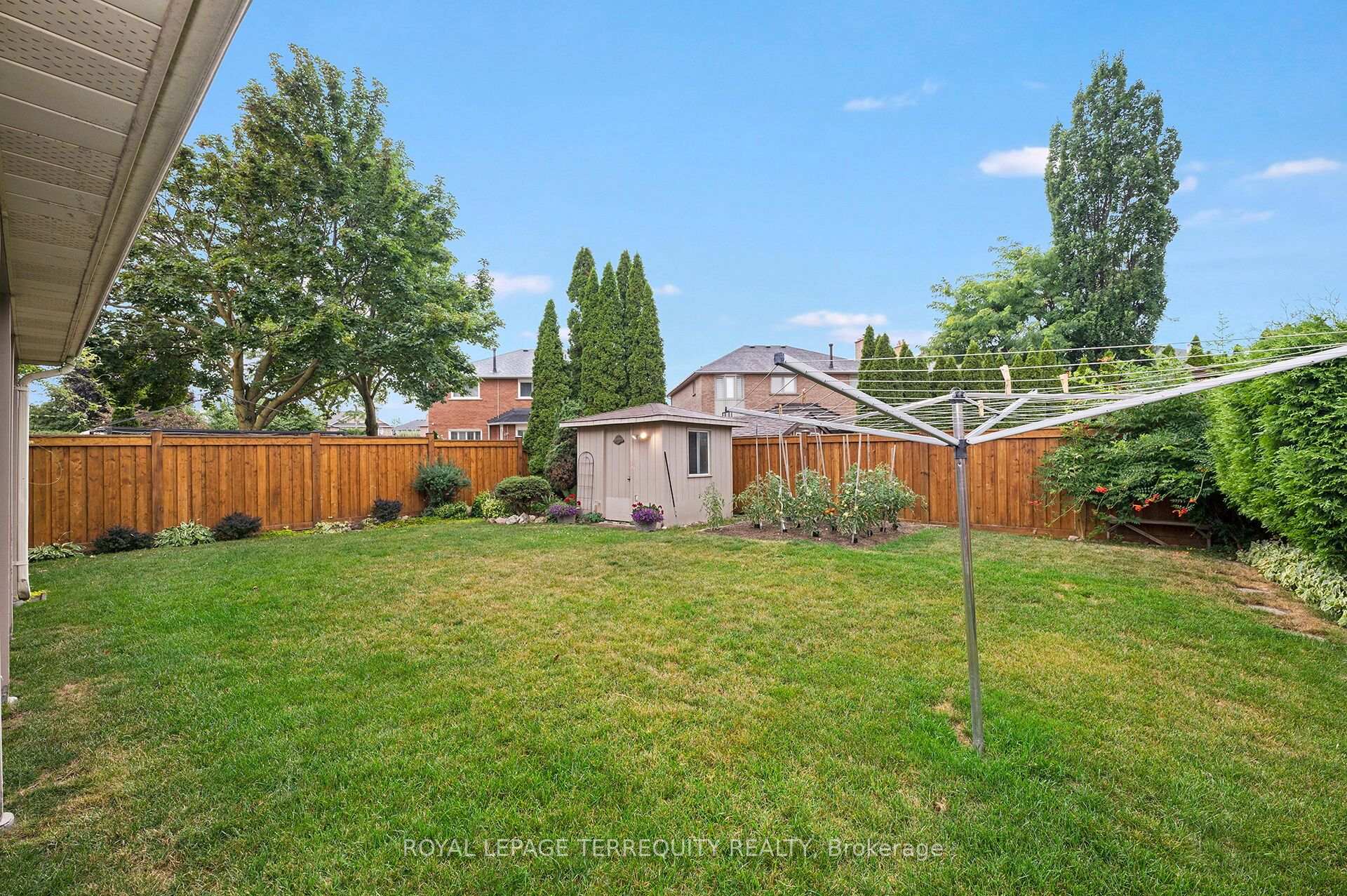 Photo 33 of 66 Gates Road, Vaughan, West Woodbridge — HOMEH