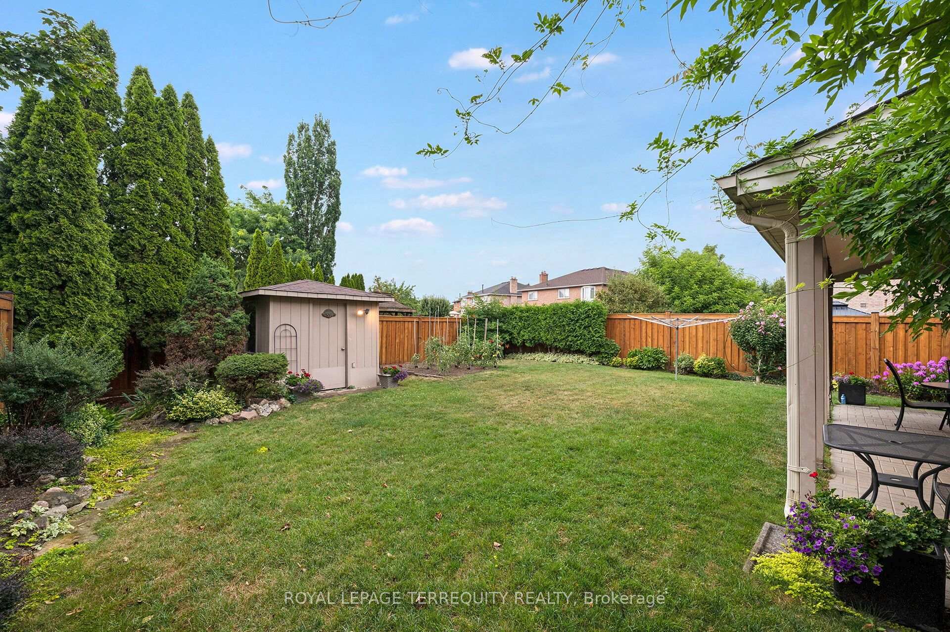 Photo 36 of 66 Gates Road, Vaughan, West Woodbridge — HOMEH