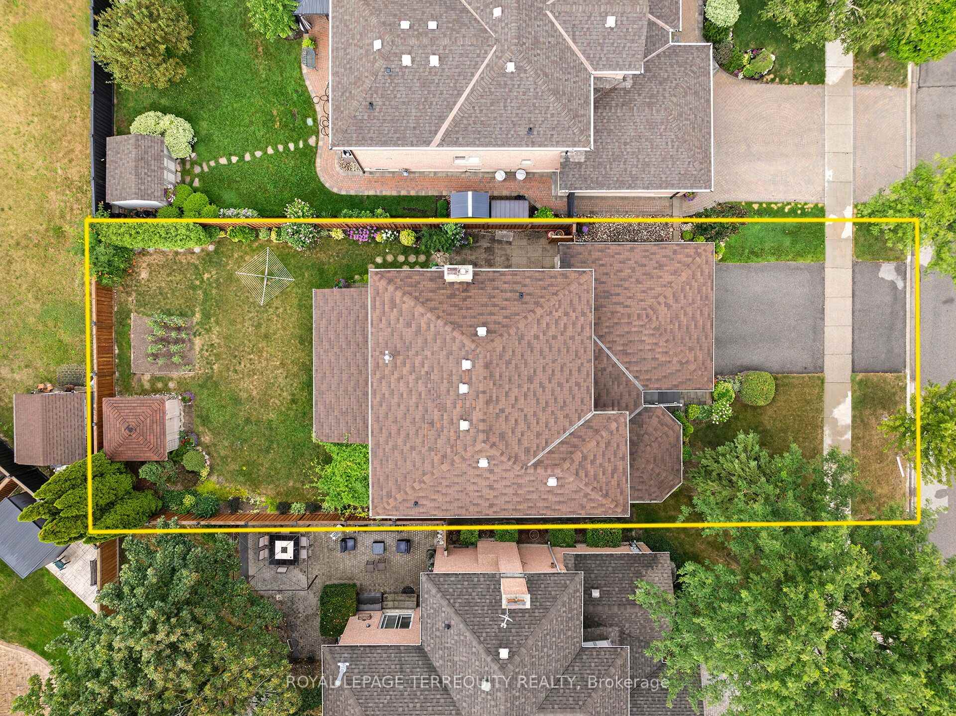 Photo 40 of 66 Gates Road, Vaughan, West Woodbridge — HOMEH