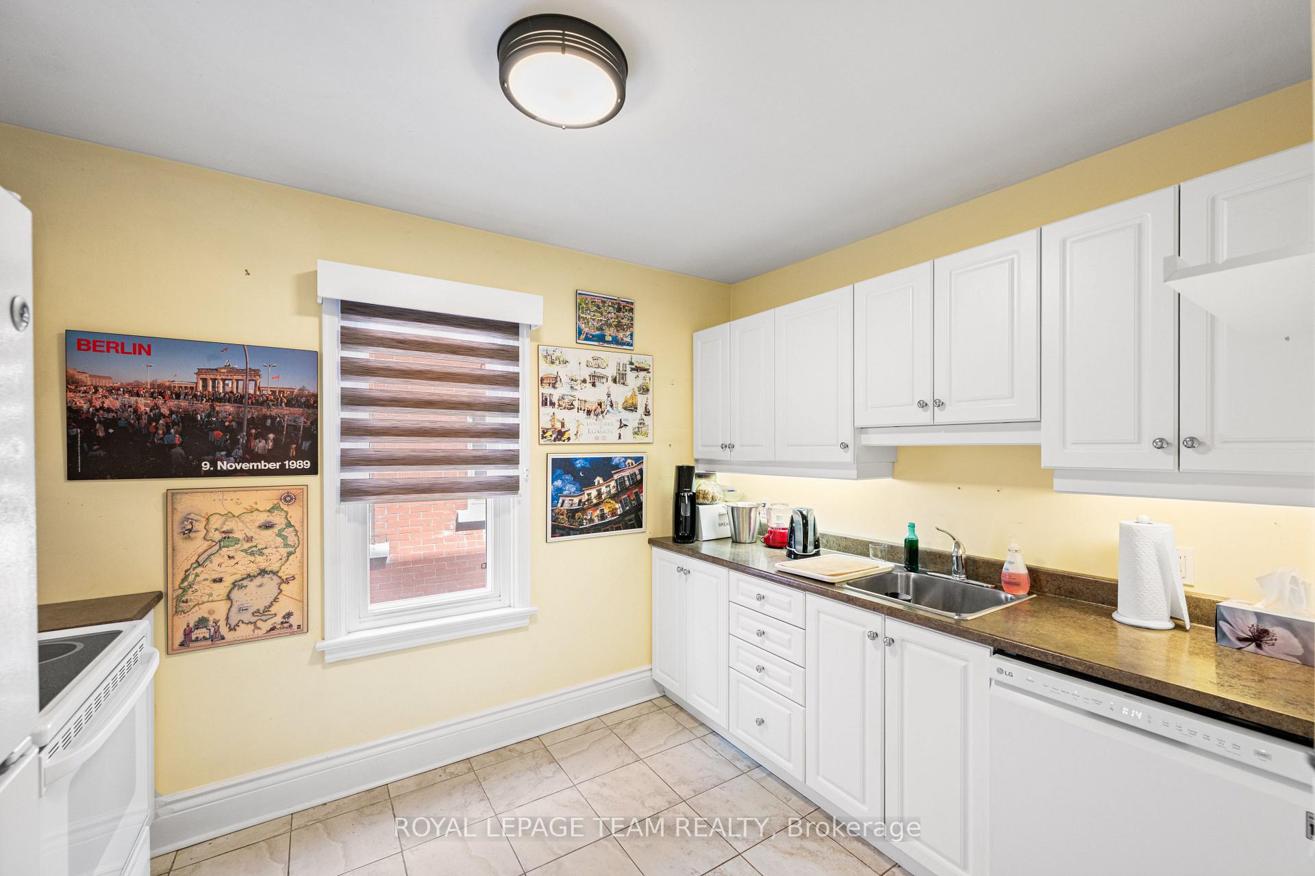 Photo 11 of Unit Unit 1, 447 Holland Avenue, Ottawa, Civic Hospital — HOMEH
