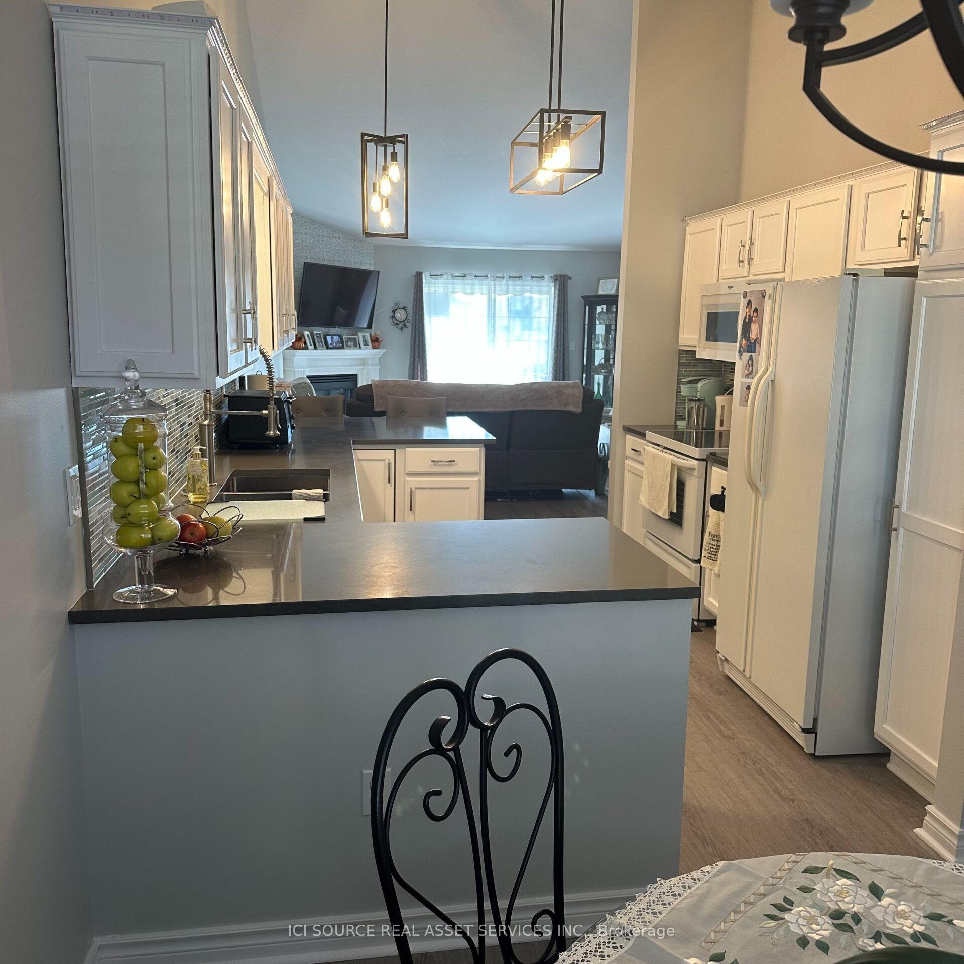 Photo 6 of 1576 Blue Heron Drive, Windsor — HOMEH