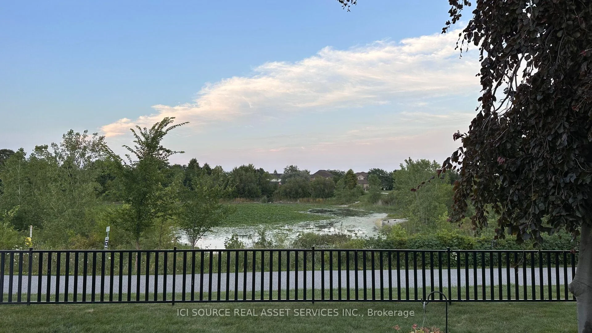 Photo 39 of 1576 Blue Heron Drive, Windsor — HOMEH