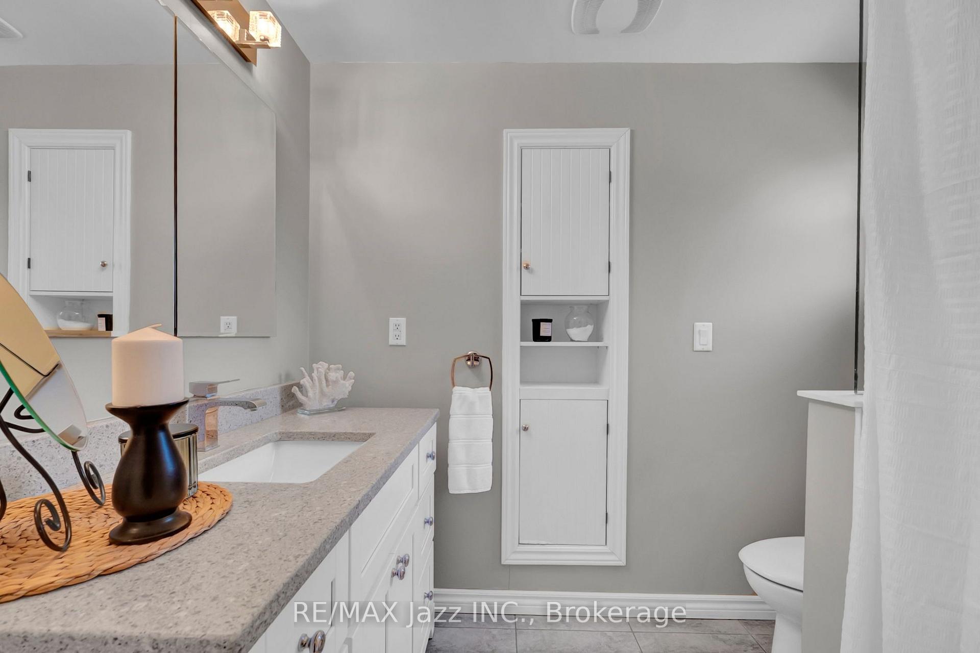 Photo 16 of 8 Wheelhouse Drive, Clarington, Newcastle — HOMEH