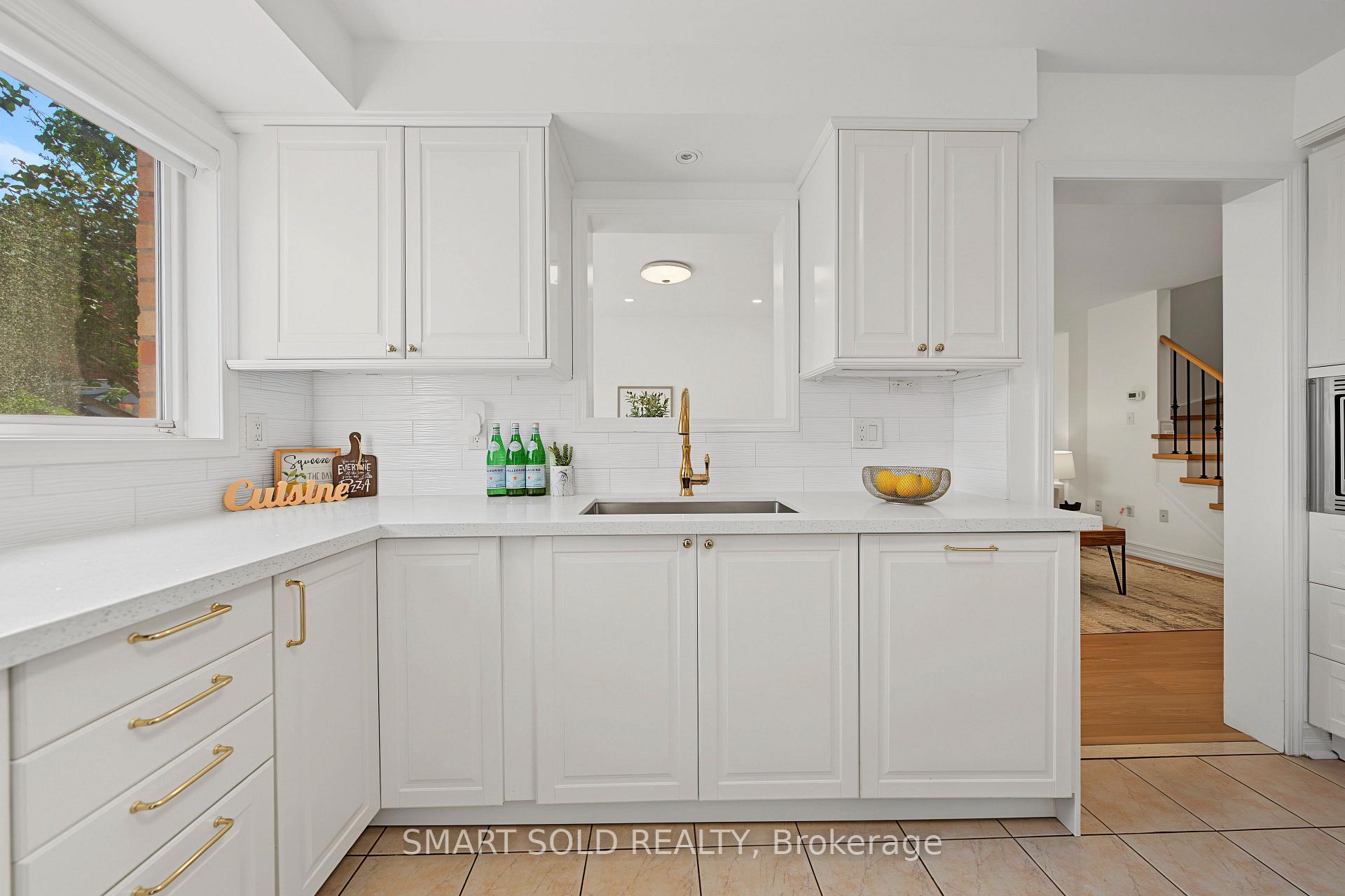 Photo 22 of 906 Delgado Drive, Mississauga, East Credit — HOMEH