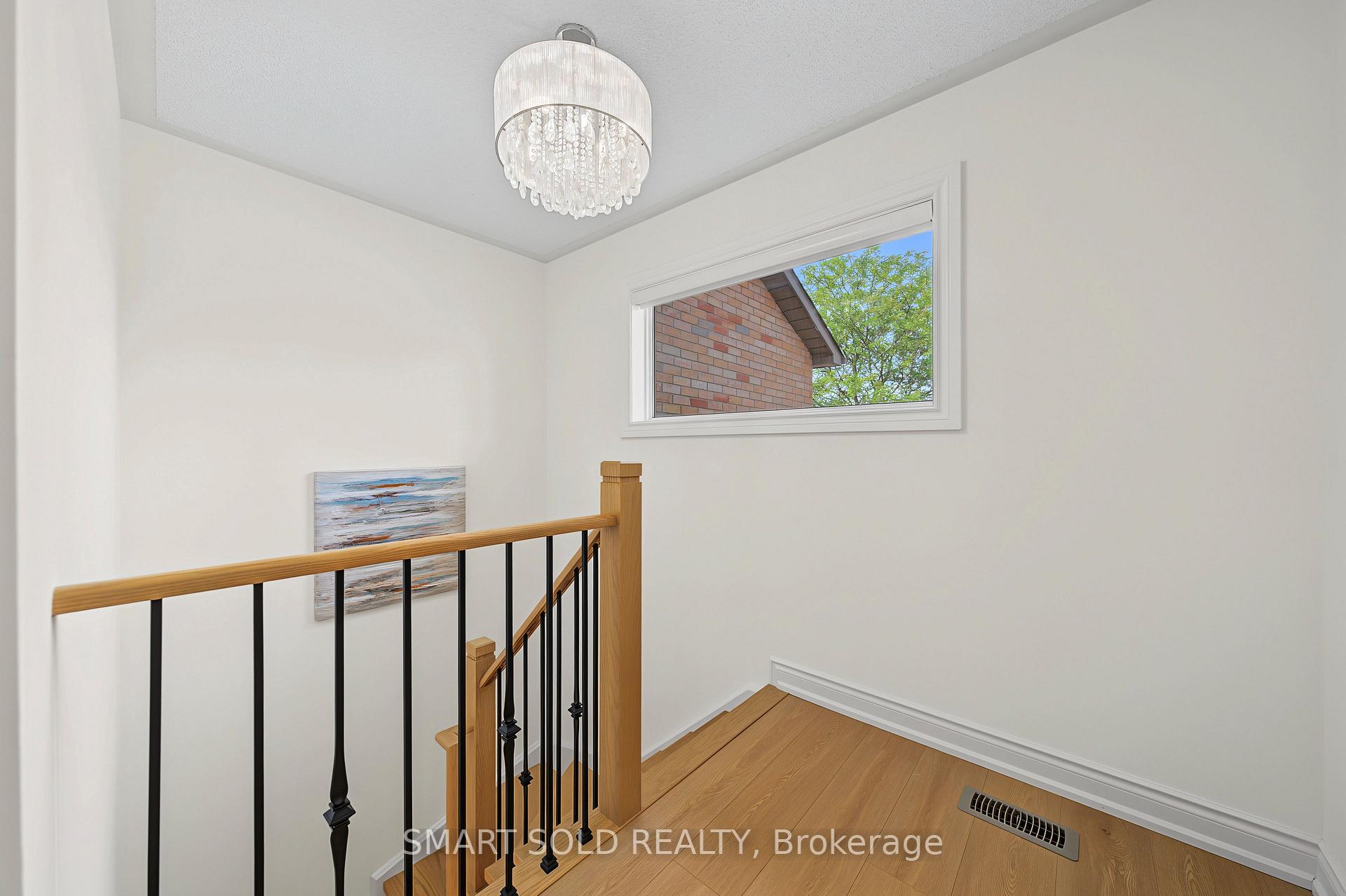 Photo 29 of 906 Delgado Drive, Mississauga, East Credit — HOMEH