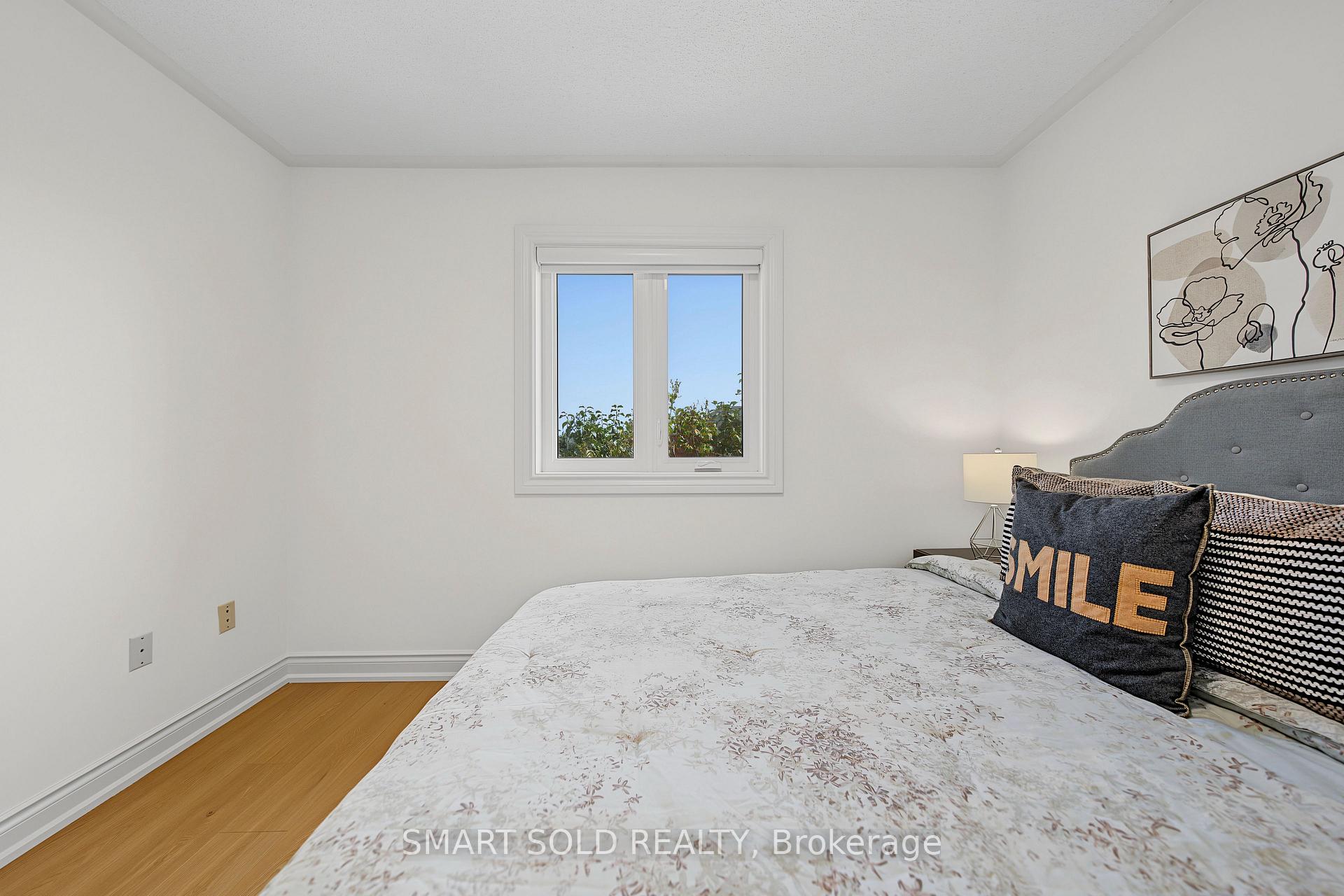 Photo 37 of 906 Delgado Drive, Mississauga, East Credit — HOMEH