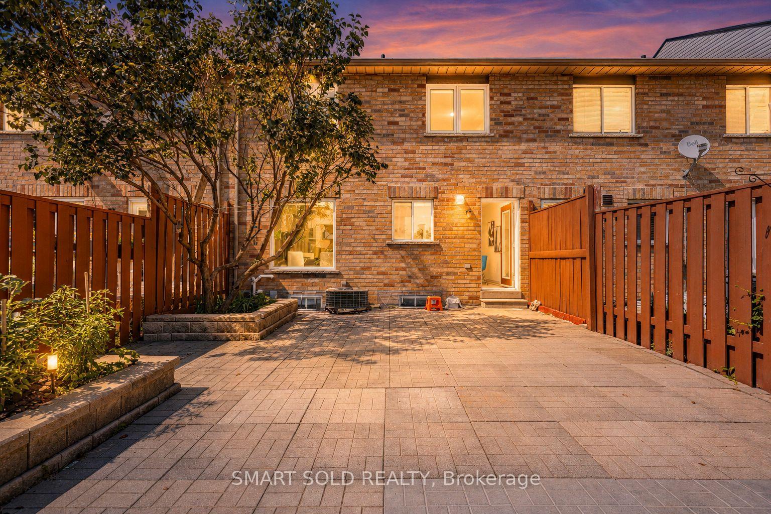 Photo 57 of 906 Delgado Drive, Mississauga, East Credit — HOMEH