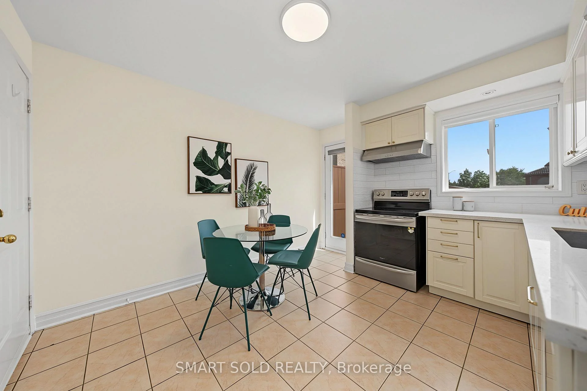 Photo 27 of 906 Delgado Drive, Mississauga, East Credit — HOMEH
