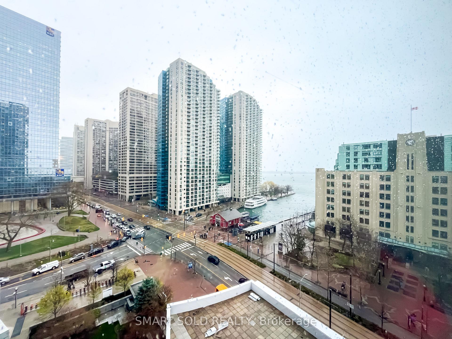Photo 14 of Unit 1002, 208 Queens Quay W, Toronto, Waterfront Communities — HOMEH