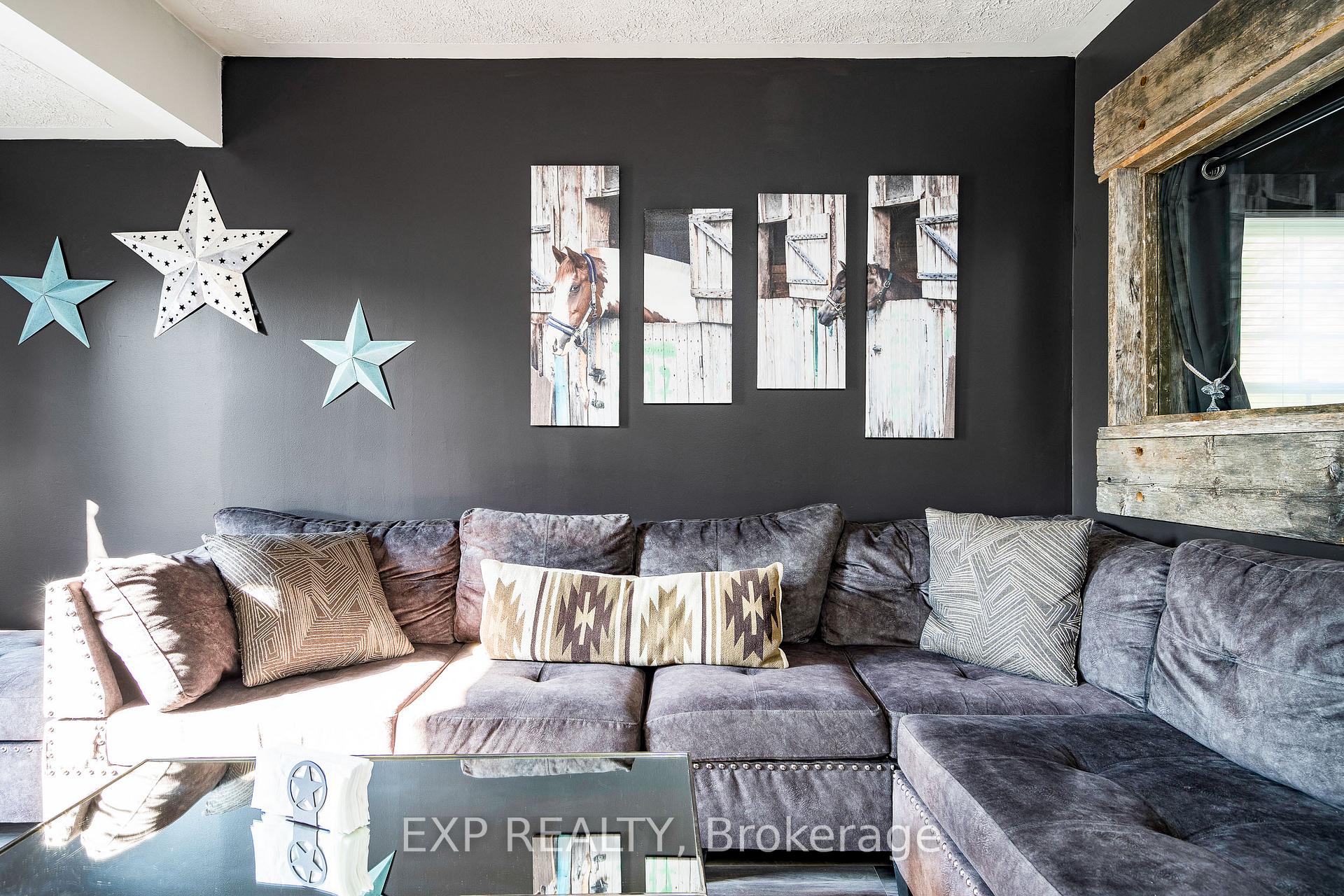Photo 3 of 27 Sunnidale Road S, Wasaga Beach — HOMEH